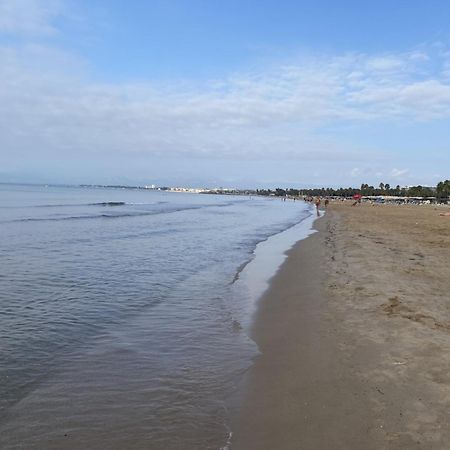 Apartamento Con Piscina En 1ª Linea De Playa En Salou Exteriör bild